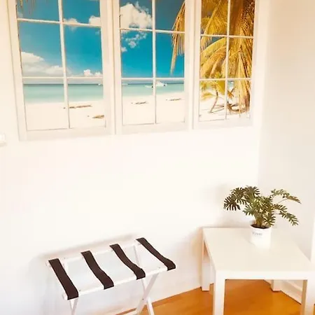 3-zimmer-apartment Mit Parkplatz In City-naehe !!! Appartement Kiel