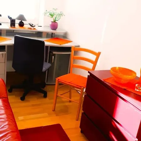 3-zimmer-apartment Mit Parkplatz In City-naehe !!! Appartement