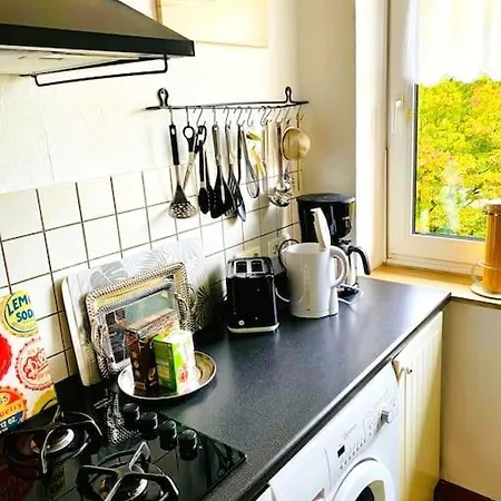 Appartement 3-zimmer-apartment Mit Parkplatz In City-naehe !!!