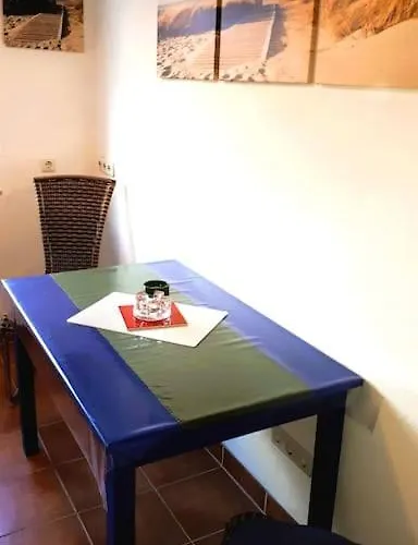 3-zimmer-apartment Mit Parkplatz In City-naehe !!! Apartamento *