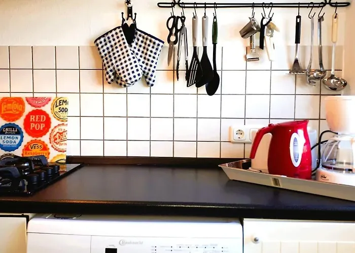 3-zimmer-apartment Mit Parkplatz In City-naehe !!! Apartamento