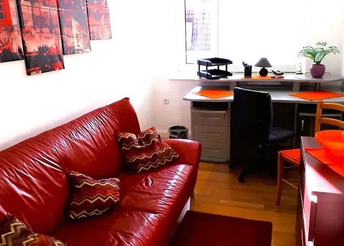 3-zimmer-apartment Mit Parkplatz In City-naehe !!! Apartamento *