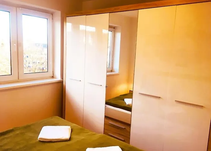 3-zimmer-apartment Mit Parkplatz In City-naehe !!! *
